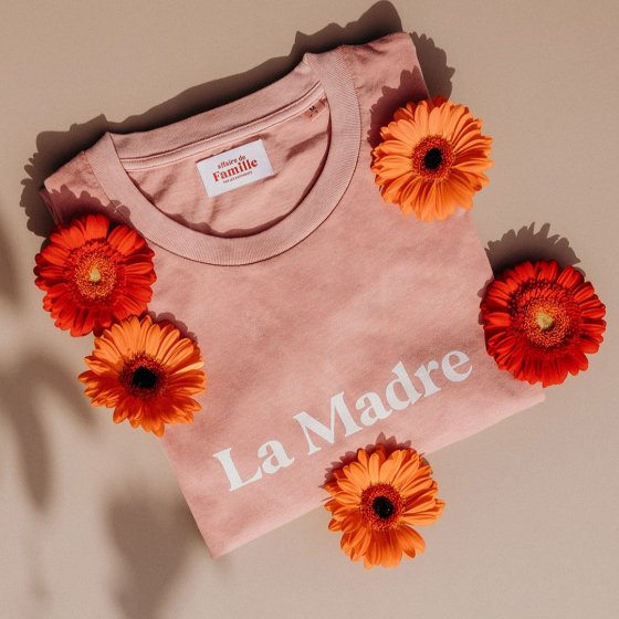 T-shirt La Madre - Rose (Affaire de famille) - Couverture