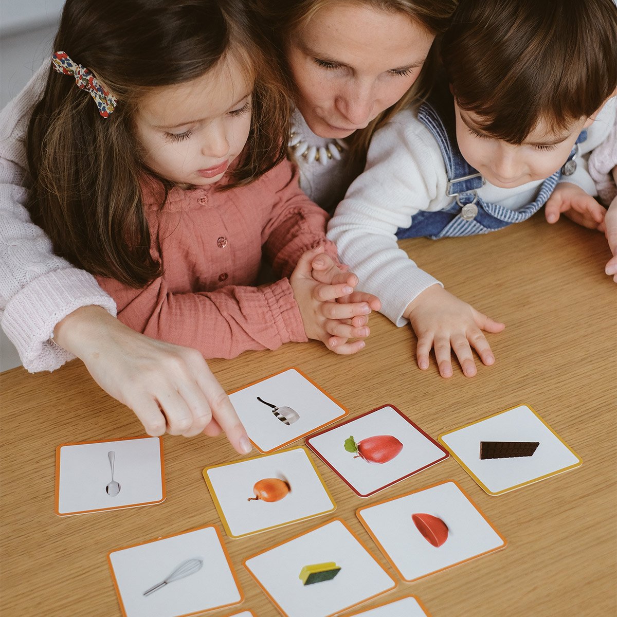 5 jeux éducatifs Montessori pour les enfants de 2 à 5 ans - Mes belles idées
