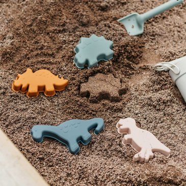 Toy Memorabilia - Ancien - Moule en plastique - Eléphant rouge - Pour pâte  à modeler ou sable