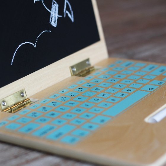 Petit ordinateur portable en bois pour enfants – Tiger-Fink Familyshop